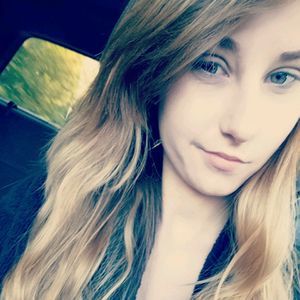 Meet your Posher, Whitney